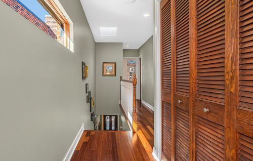 4231 Richmond St, Chicago IL 60618-2615 exterior