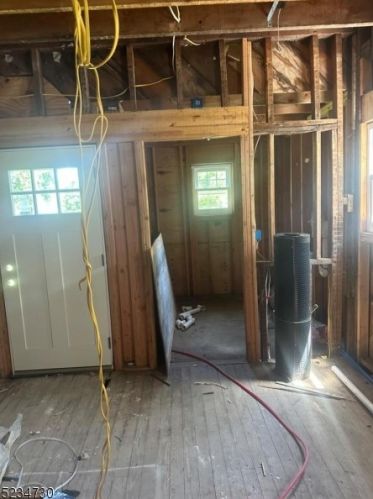 20 Lexington Ave, Montclair NJ 07042-4502 exterior