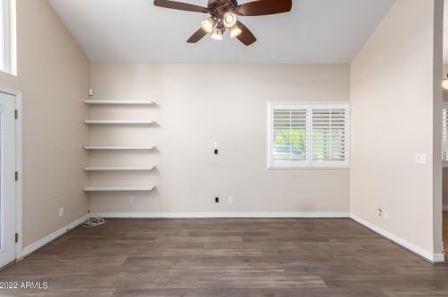 3008 46 St, Phoenix AZ 85040-1767 exterior