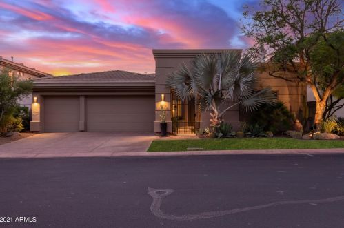 6508 25th Way, Phoenix AZ  85016-8934 exterior