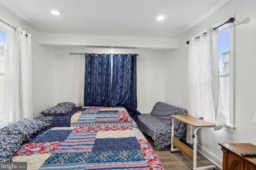 1557 9 St, Philadelphia PA 19148-3701 exterior