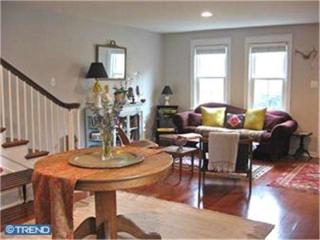 408 Howard St, Riverton NJ  08077-1327 exterior