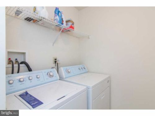 89 Saint Andrews Blvd, Limerick, PA 19468-4300