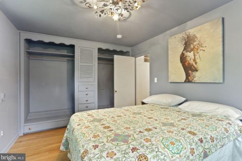 906 Belgrade Rd, Silver Spring MD 20902-3248 exterior