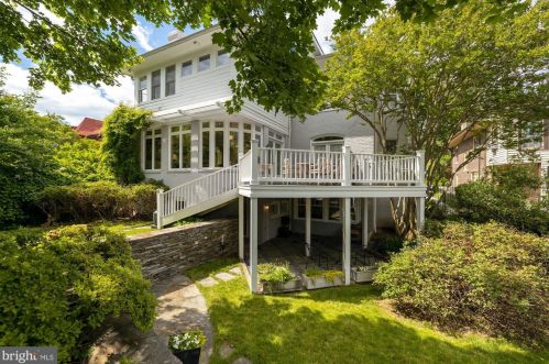 3928 Livingston St, Washington DC 20015-2921 exterior