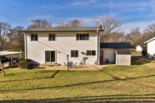 1108 Fernview Dr, Saint Louis MO 63141-6141 exterior