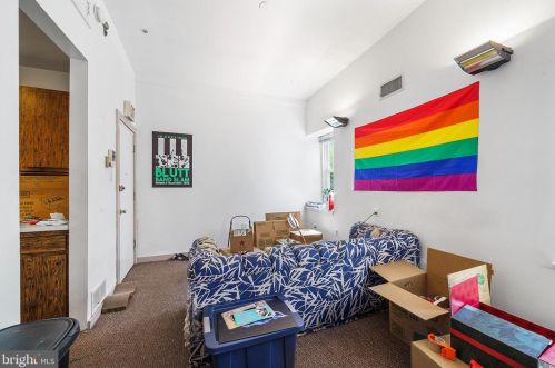 3961 Baltimore Ave, Philadelphia PA 19143-2623 exterior