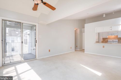 14101 Fall Acre Ct, Silver Spring MD  20906-6191 exterior