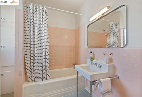 1522 Ada St, Berkeley CA 94703-1059 exterior