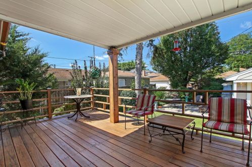 6912 Foster Ave, Chicago, IL 60656-3754