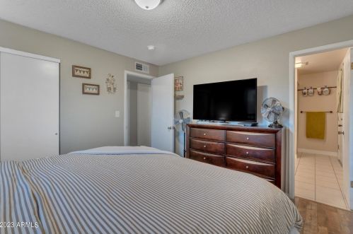 970 Gary Dr, Chandler AZ  85225-1437 exterior