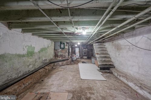 2513 American St, Philadelphia PA 19140-5724 exterior