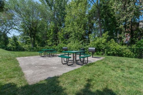 98 Mill St, Woonsocket RI  02895-2164 exterior