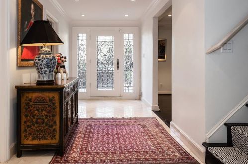 4646 Christopher Pl, Dallas TX  75204-1611 exterior