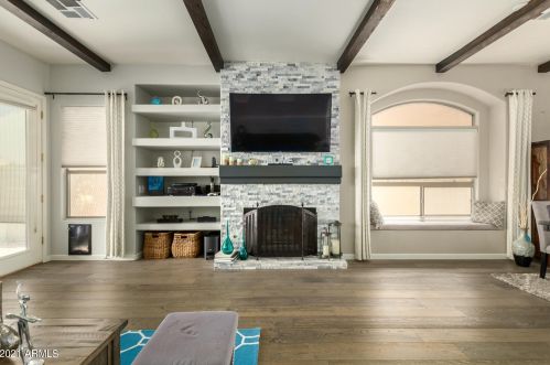 326 Anderson Ave, Phoenix AZ  85022-2366 exterior