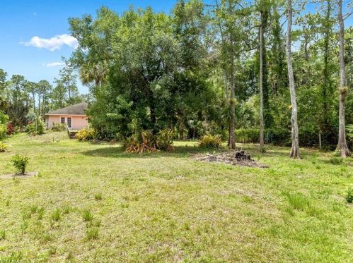 2751 14th Ave, Naples, FL 34120-3502