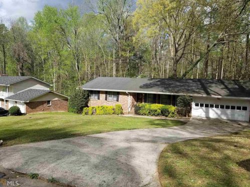 3740 High Point Ln, Atlanta, GA 30331-7986