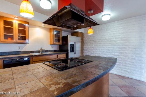 3214 Cherry Ave, Tucson AZ 85706-1406 exterior