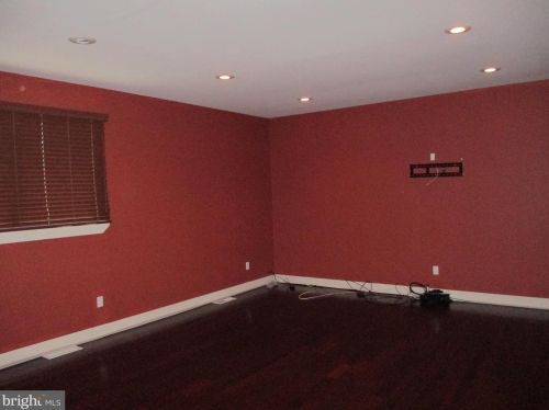 37 Louisiana Ave, Trenton NJ 08638-2549 exterior