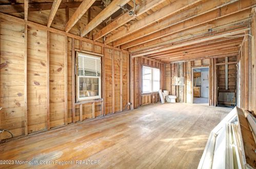 302 4 Ave, Belmar NJ 07719-2155 exterior