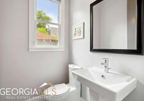 1024 Manigault St, Atlanta GA 30300 exterior