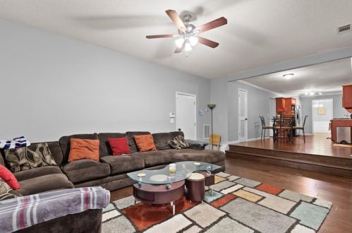 5961 Duren Mdw Dr, Lithonia GA 30058-3592 exterior