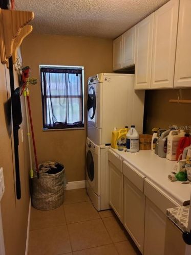 12504 Twin Br Acres Rd, Tampa FL 33626-4423 exterior