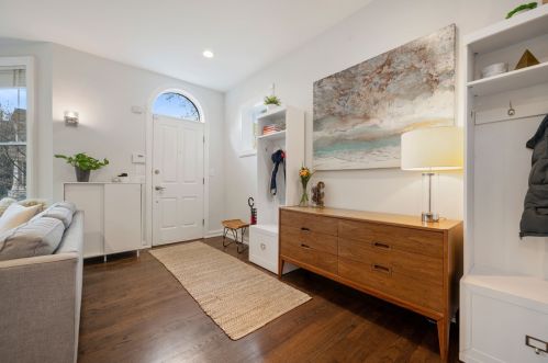 1321 Nelson St, Chicago IL 60657-3103 exterior