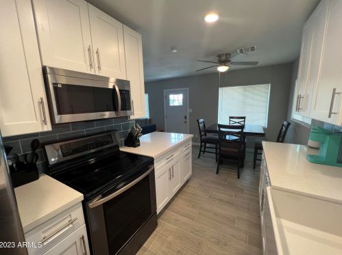 2106 Campbell Ave, Phoenix AZ  85015-4430 exterior