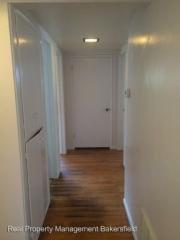 1008 Paloma St, Bakersfield CA  93304-4237 exterior