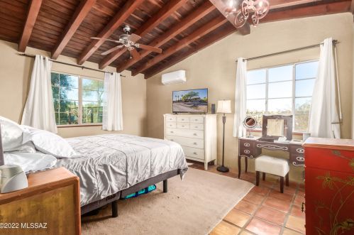 6441 Abington Rd, Tucson AZ 85743-9701 exterior