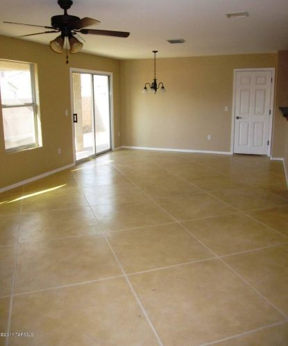 2736 Neruda Ln, Tucson AZ  85712-5260 exterior