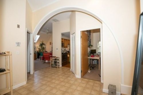 111 Woodland St, Worcester MA 01610-1318 exterior