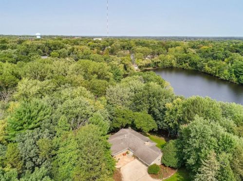 737 Amber Dr, Saint Paul MN 55122-2059 exterior