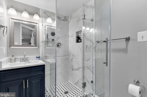 815 Longfellow St, Washington DC  20011-8205 exterior