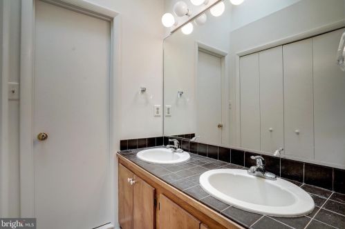 1519 Emerson Ave, Mc Lean VA  22101-5708 exterior