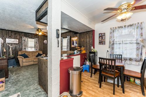 72 Lehigh Ave, Avenel NJ 07001-1840 exterior