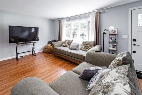 145 Wildwood Ave, Springfield MA  01118-1955 exterior