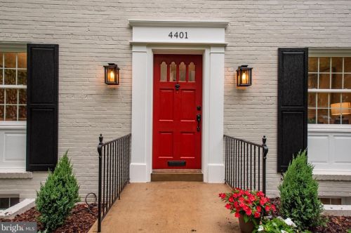 4401 Burlington Pl, Washington DC  20016-4421 exterior
