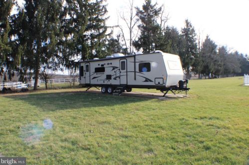 1037 Bollinger Rd, Littlestown PA 17340-9602 exterior