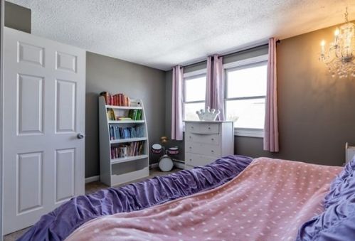 18 Hingston St, Peabody MA 01960-5825 exterior