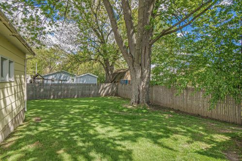 3117 Fulford St, Kalamazoo MI 49001-4491 exterior