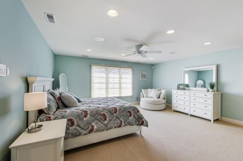 329 Kenmore Ave, Elmhurst IL 60126-3517 exterior