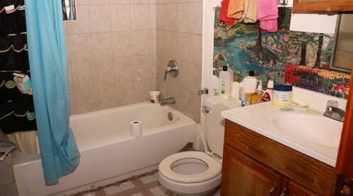 2252 Keeler Ave, Chicago IL 60652-1233 exterior