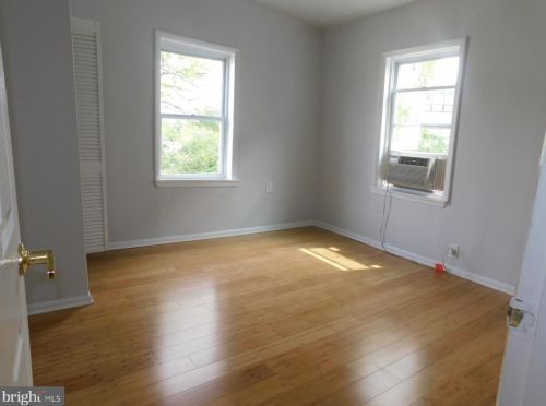 2007 17 St, Philadelphia PA 19132-4404 exterior