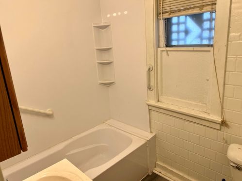 1903 5 Pl, Milwaukee WI 53204-3905 exterior