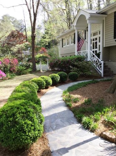 2863 Mornington Dr, Atlanta, GA 30327-1272