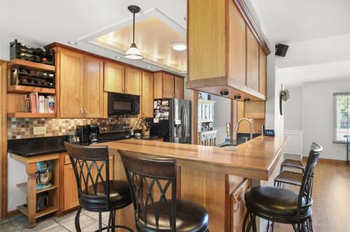 161 Elena Ct, Turlock CA  95380-4233 exterior