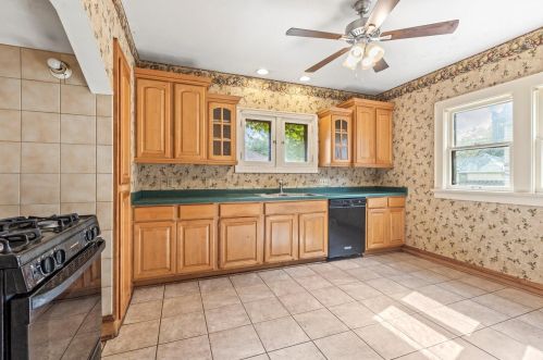 3040 62, Milwaukee WI 53214-1821 exterior