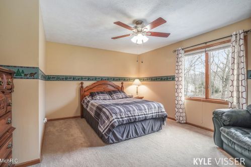 11711 Foreman St, Lowell MI 49331-9032 exterior